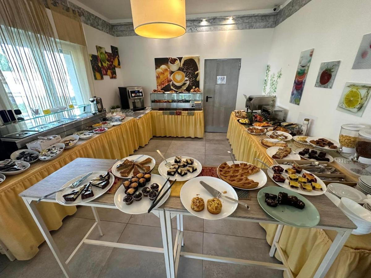 Irene Hotel 3*